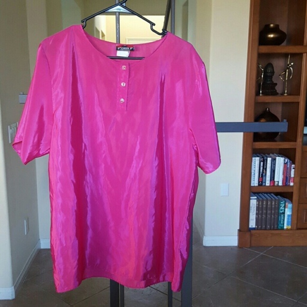 Three-button fuschia blouse